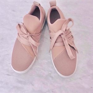 New Slip On Lace Up Blush Pink Mesh Francesca’s Lancer Fashion Sneakers Size 6